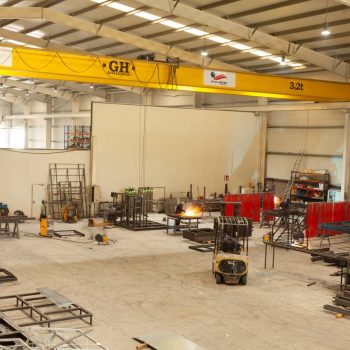 instalaciones-taller-proinsener-agritech-agricube